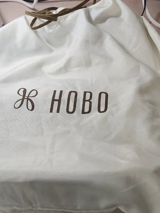 HOBO FERN MESSENGER CROSSBODY 30 Yr Anniversay From 2022 - Picture 2 of 14